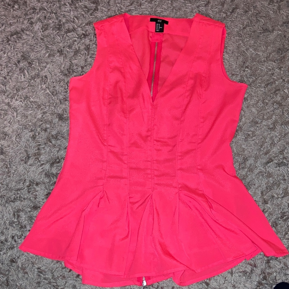 Women's H&M Pink Sleeveless hot pink v neck spring super soft hot zipper sz 10